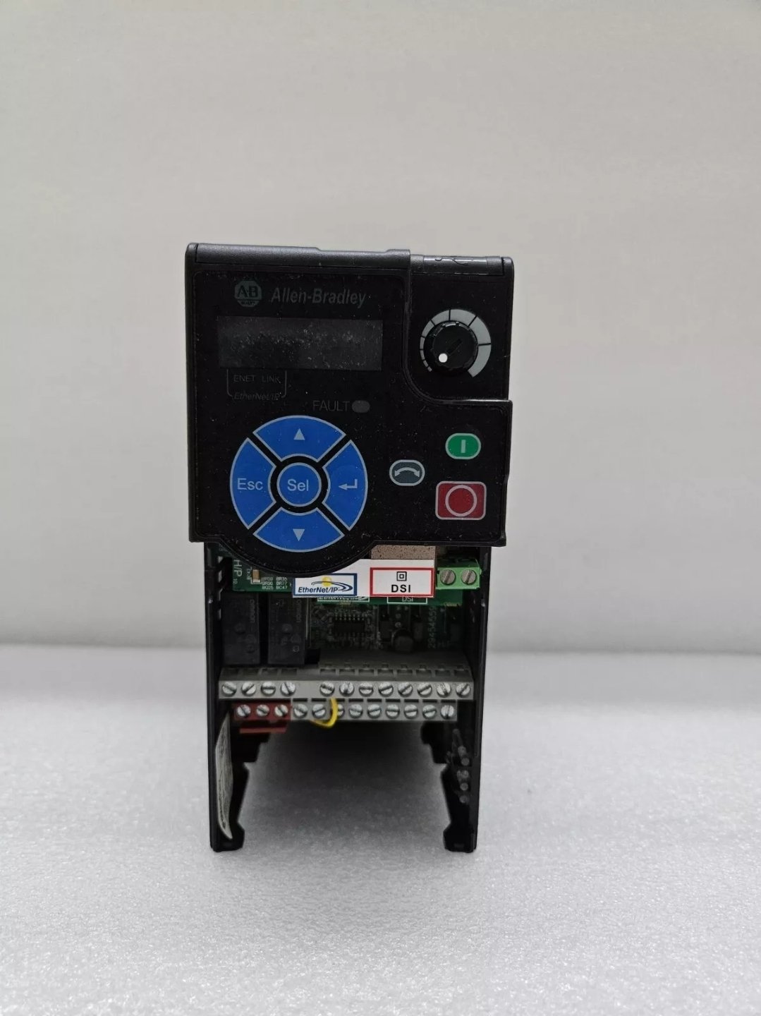 ALLEN BRADLEY 25B-A4P8N104 AC DRIVE