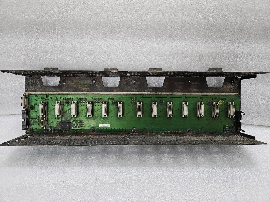 ALLEN BRADLEY 1746-A13 PLC RACK