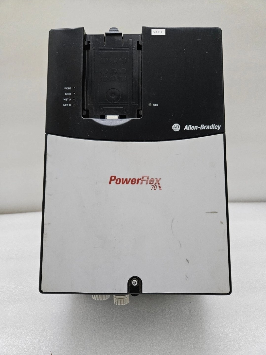 ALLEN BRADLEY 20AC043A0AYNANC0 AC DRIVE
