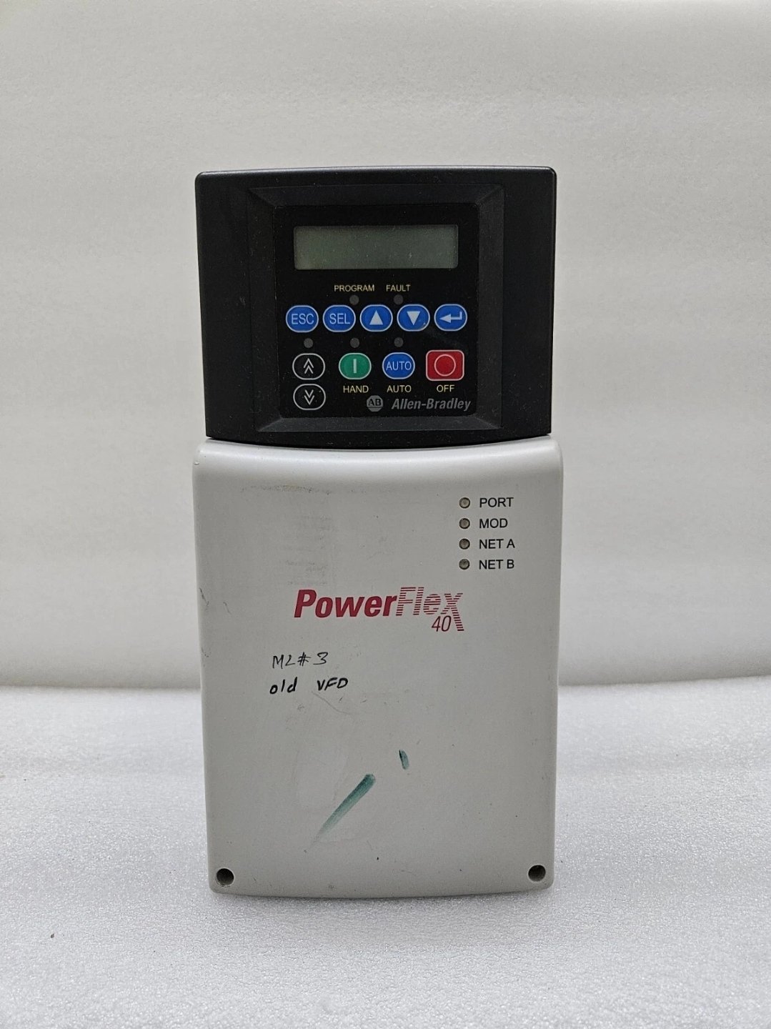ALLEN BRADLEY 22C-D022N103 AC DRIVE
