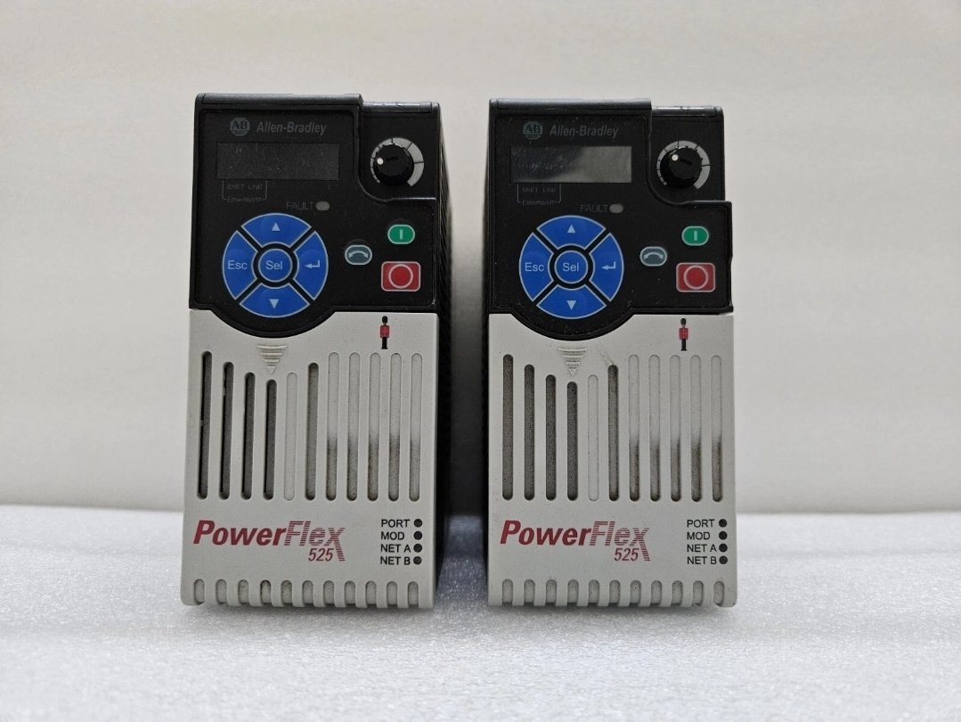 ALLEN BRADLEY 25B-A2P5N104 AC DRIVE (2 PIECES)