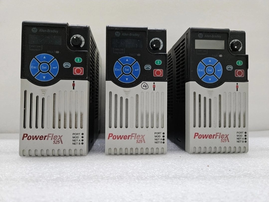 ALLEN BRADLEY 25B-A4P8N104 AC DRIVE (3 PIECES)