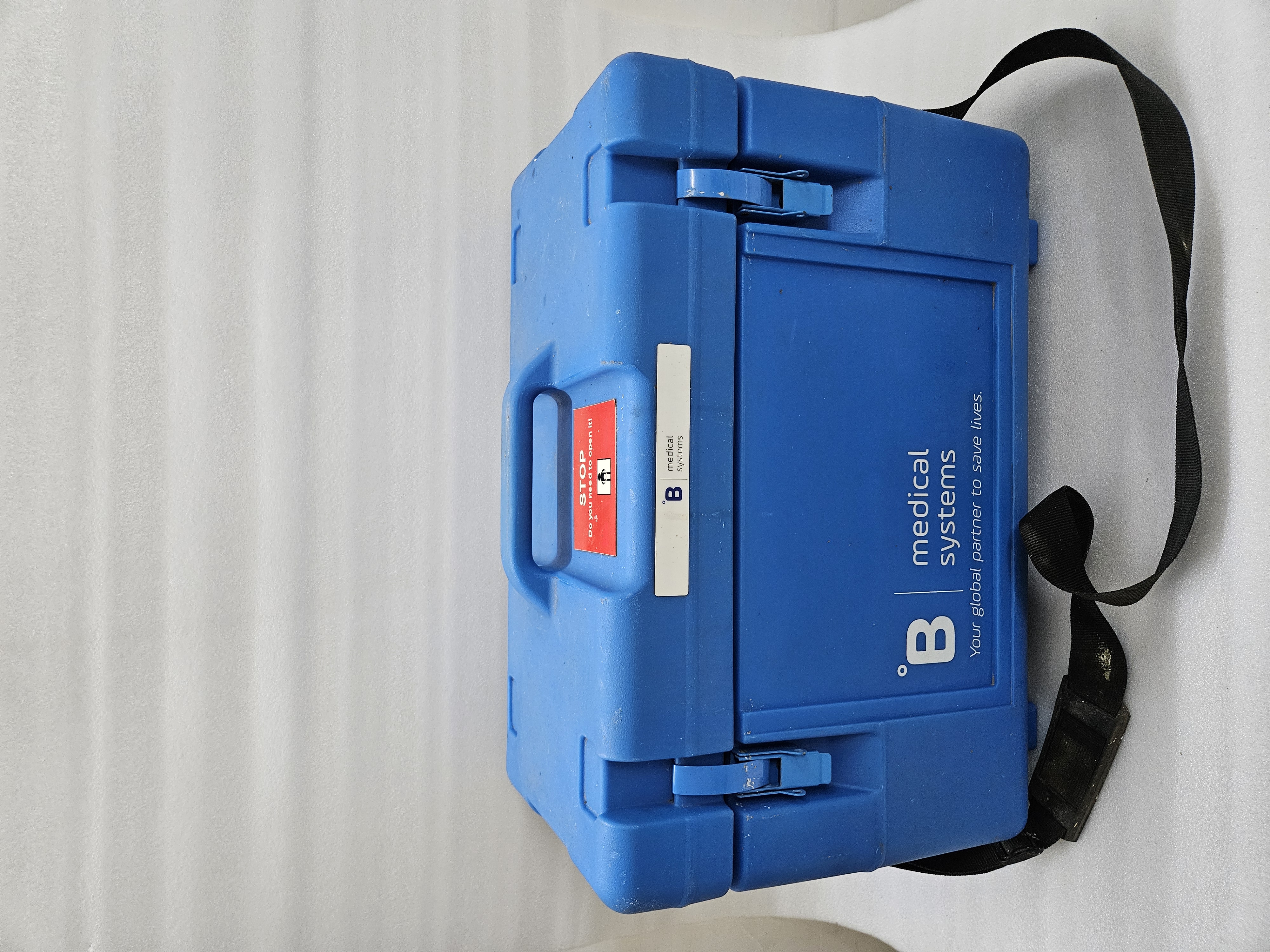 B medical systems RCW8 VACCINE TRANSPORT BOX 20L