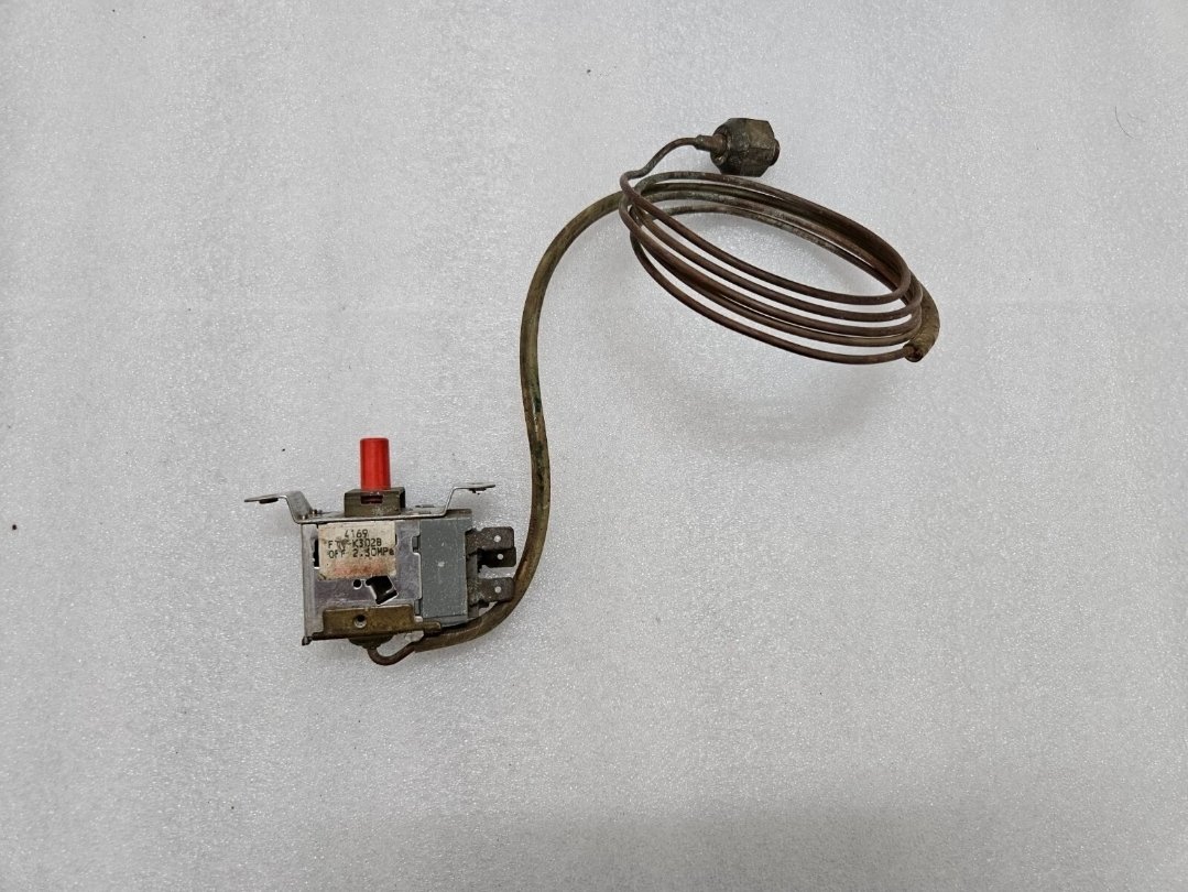 Saginomiya FTB-K302B Thermostat