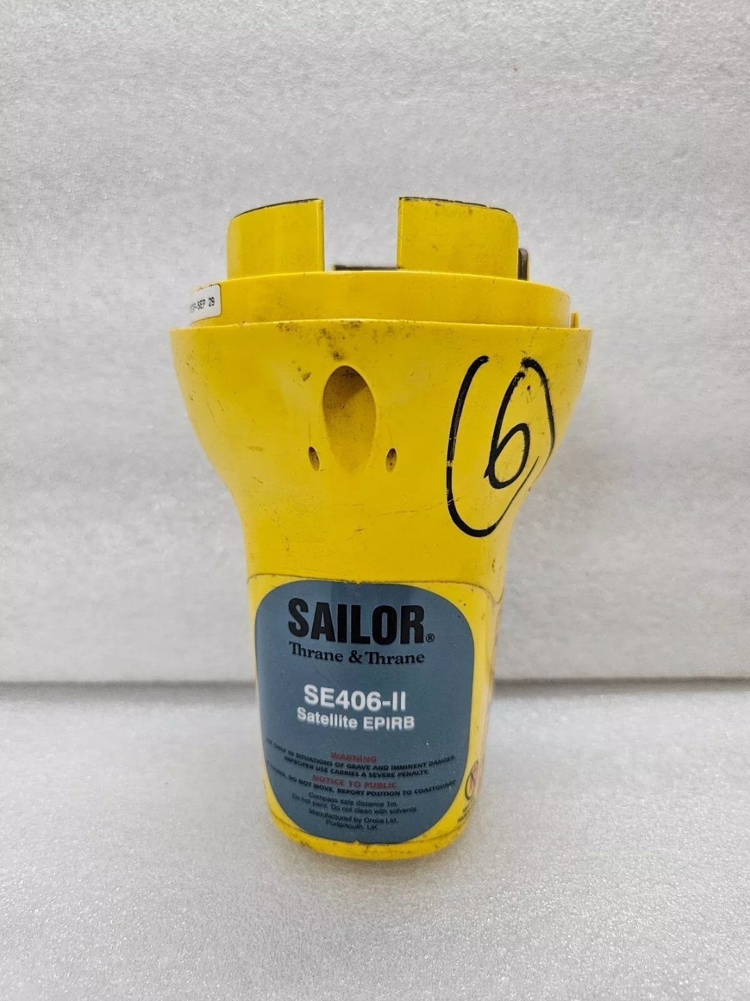 Thrane & Thrane SAILOR SE406 II Satellite EPIRB 1